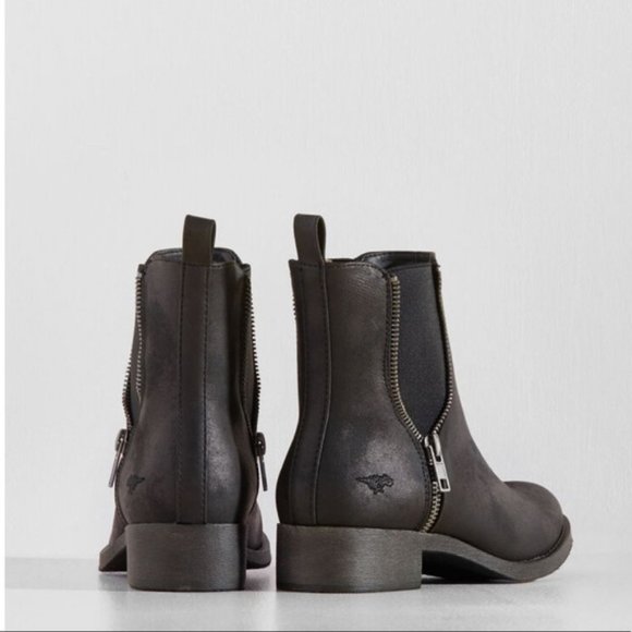 NEW ModCloth Casual Influence Boot in Matte Black - Picture 4 of 14